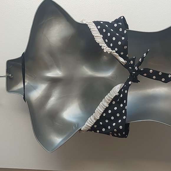 Retro Pin Up Style Bikini Top - Picture 2 of 3